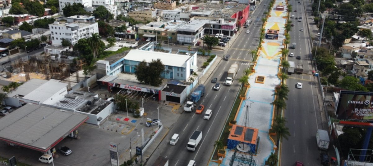 Locales comerciales en Ensanche Ozama – foto 1