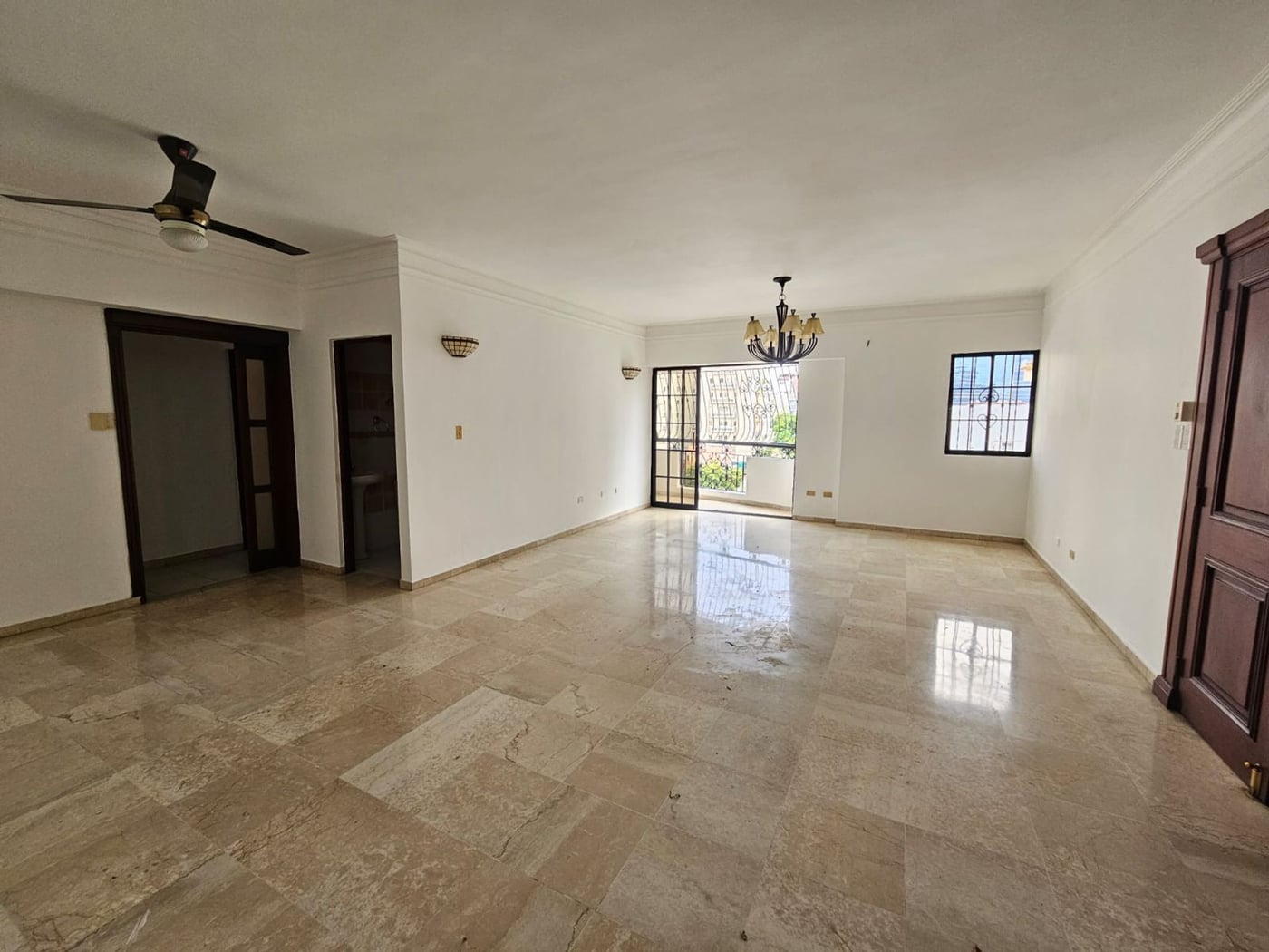 VENTA DE APARTAMENTO EN 5TO NIVEL EN ENSANCHE NACO – foto 9