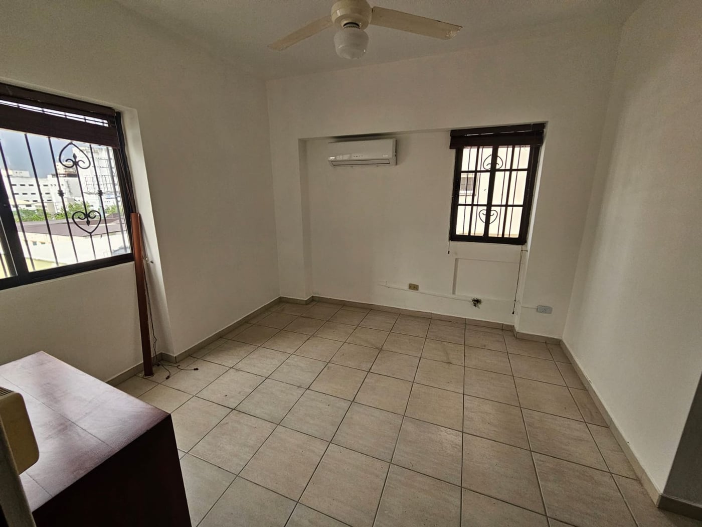 VENTA DE APARTAMENTO EN 5TO NIVEL EN ENSANCHE NACO – foto 5