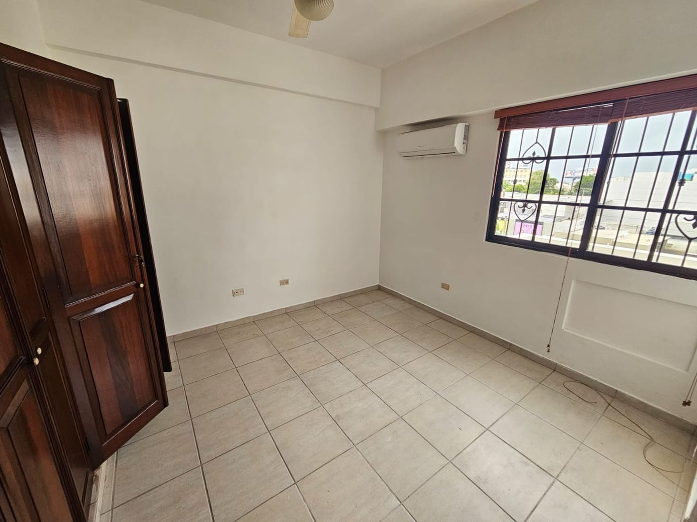 VENTA DE APARTAMENTO EN 5TO NIVEL EN ENSANCHE NACO – foto 7