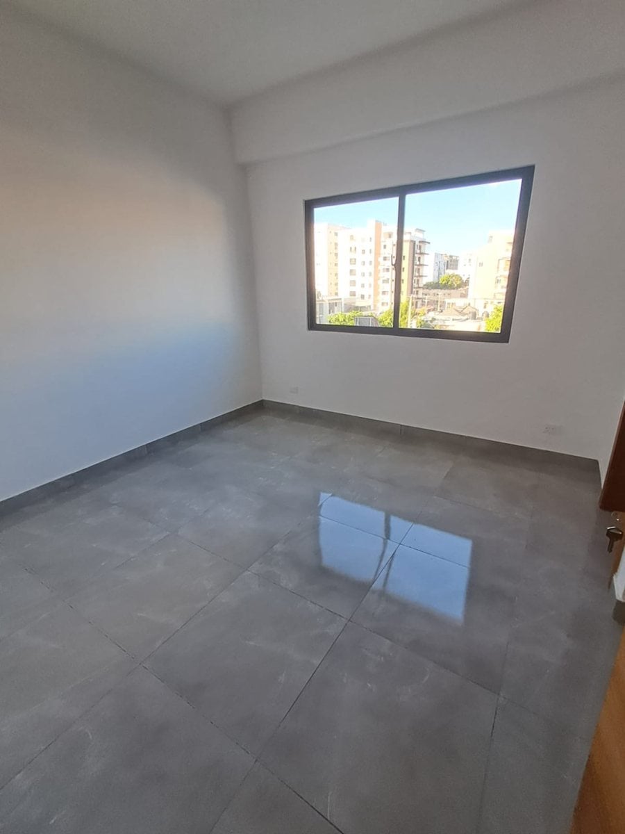 Apartamento en alquiler en Renacimiento – foto 1