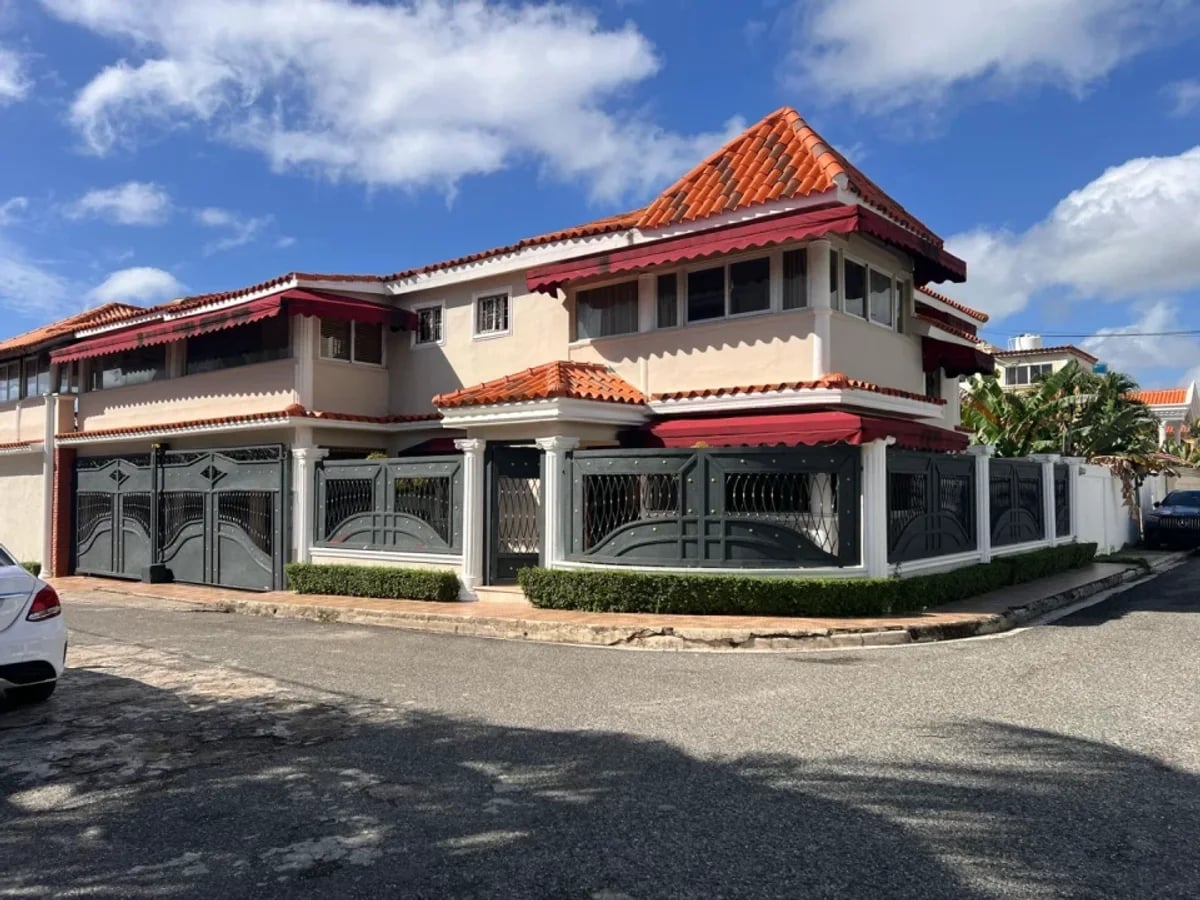 Casa en Sans Souci, Santo Domingo Este – foto 1