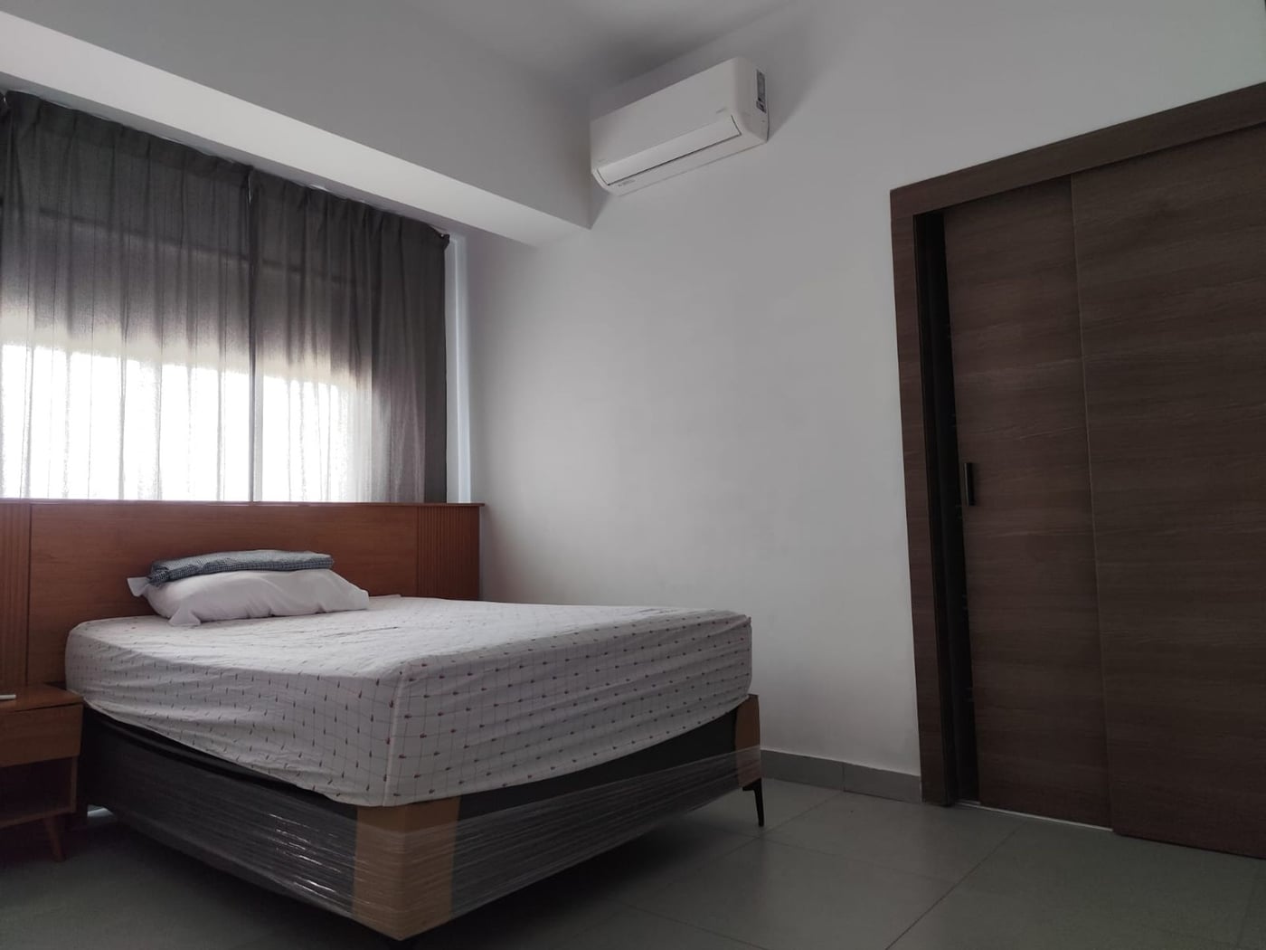 APARTAMENTO EN ALQUILER 3 DORMITORIOS NACO SANTO D – foto 4