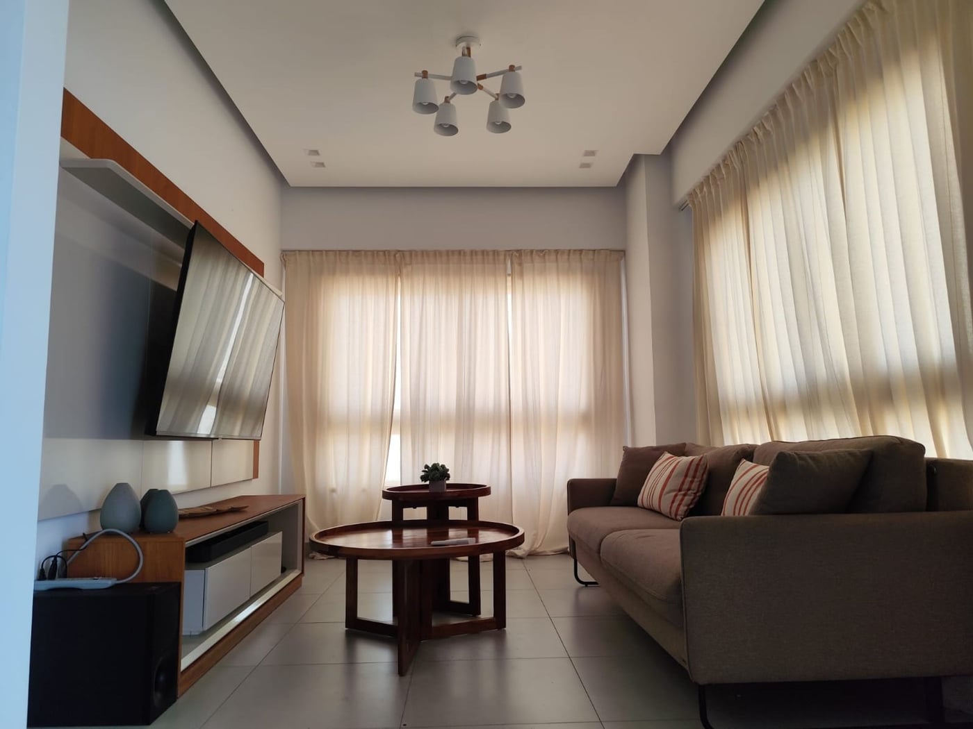 APARTAMENTO EN ALQUILER 3 DORMITORIOS NACO SANTO D – foto 2