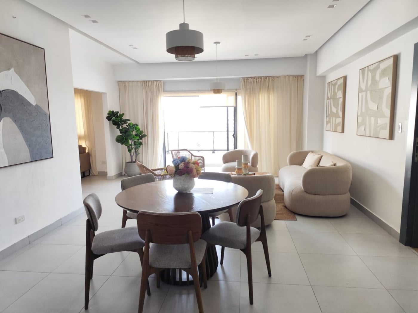 APARTAMENTO EN ALQUILER 3 DORMITORIOS NACO SANTO D – foto 1