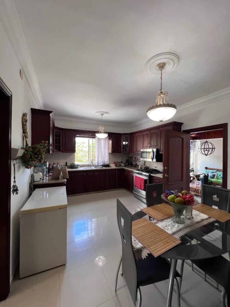 Casa en venta en proyecto cerrado en Arroyo Hondo – foto 7