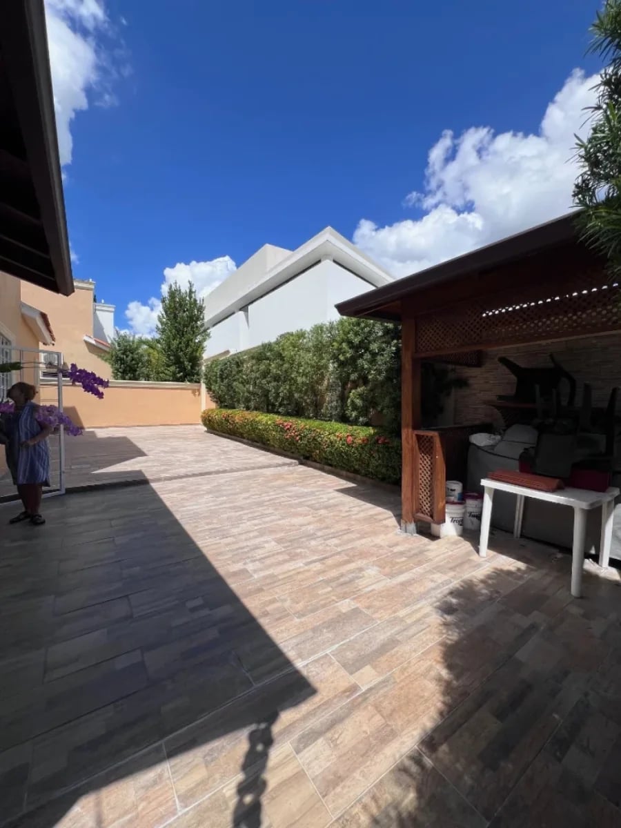 Casa en venta en proyecto cerrado en Arroyo Hondo – foto 11
