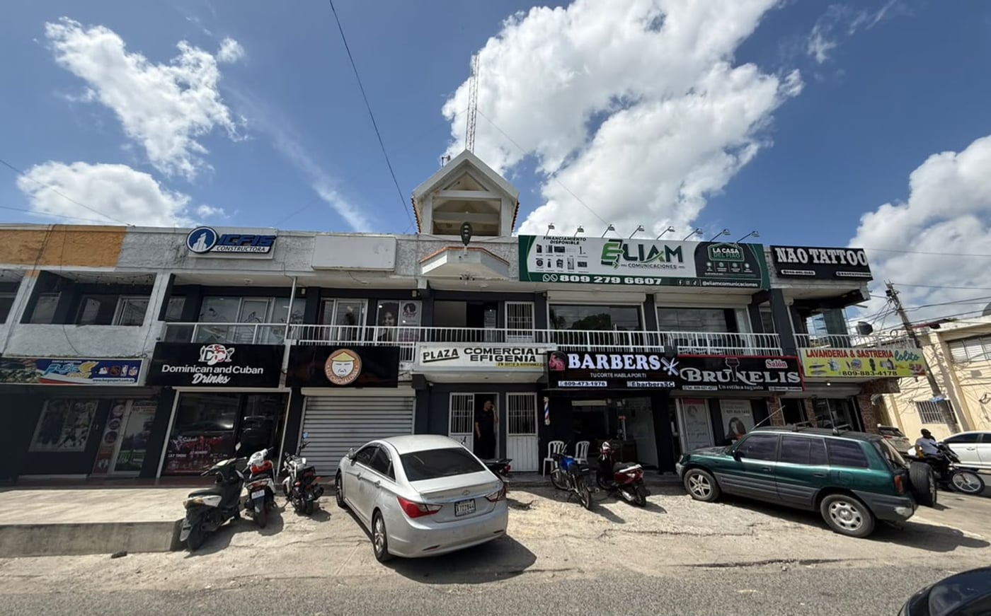 EDIFICIO PLAZA COMERCIAL EN VENTA EN SAN CRISTÓBAL – foto 2
