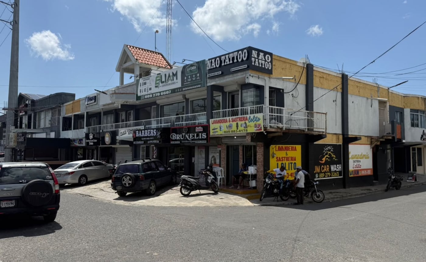 EDIFICIO PLAZA COMERCIAL EN VENTA EN SAN CRISTÓBAL – foto 1