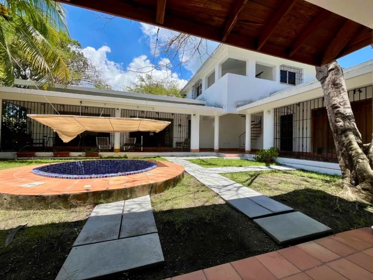 Casa de Lujo en Juan Dolio, San Pedro – foto 1