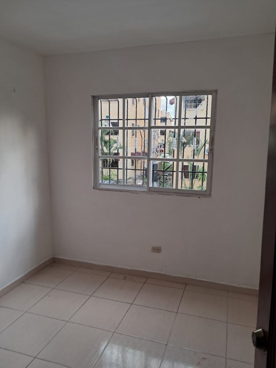 VENDO Apartamento 2do Piso En Sabana Perdida – foto 4