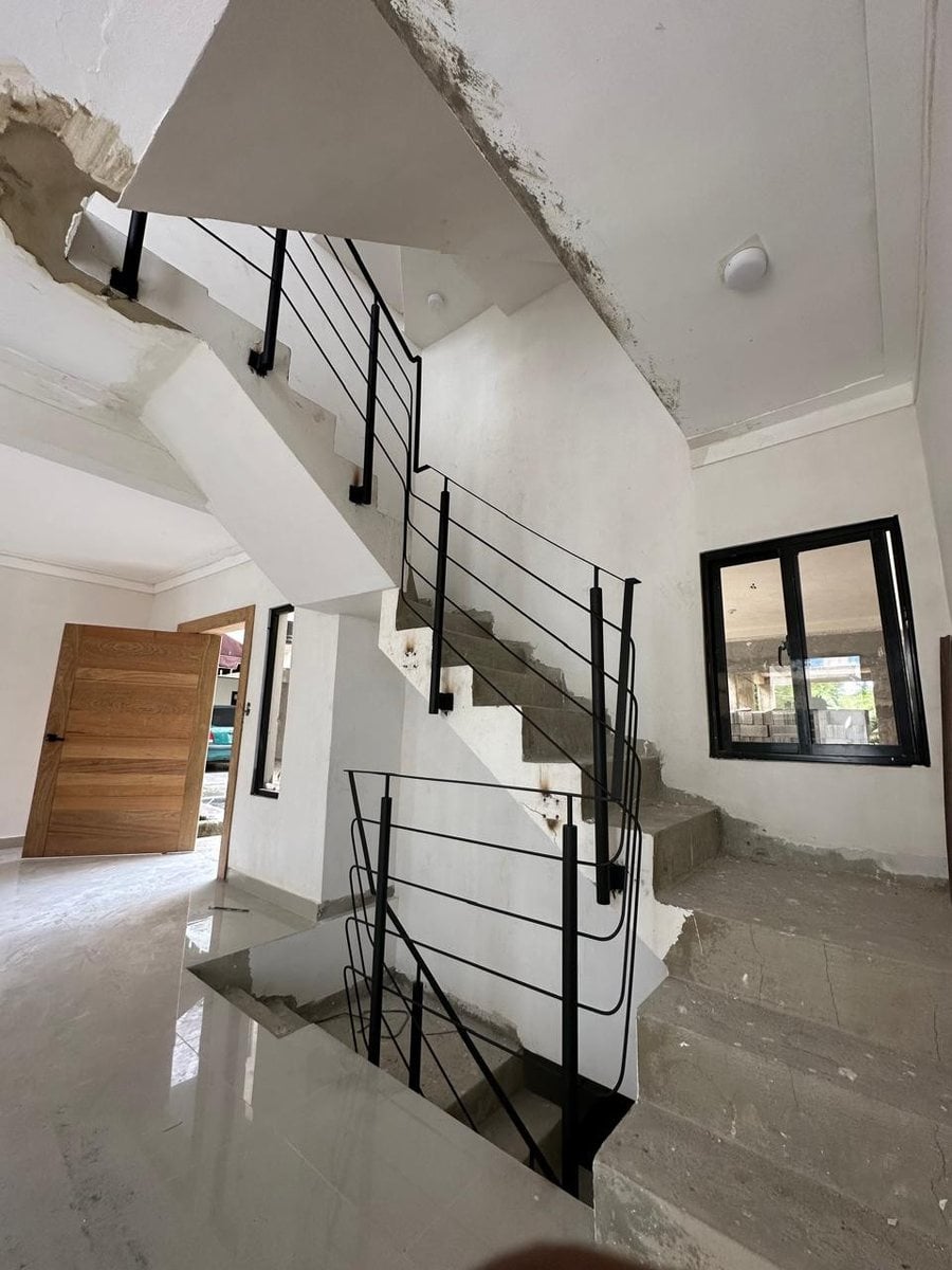 CASA EN VENTA, MIRADOR DEL OESTE – foto 3