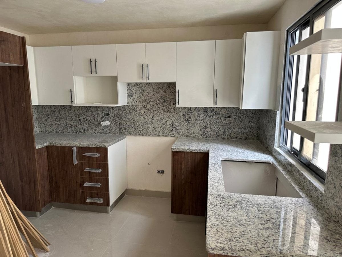 CASA EN VENTA, MIRADOR DEL OESTE – foto 1