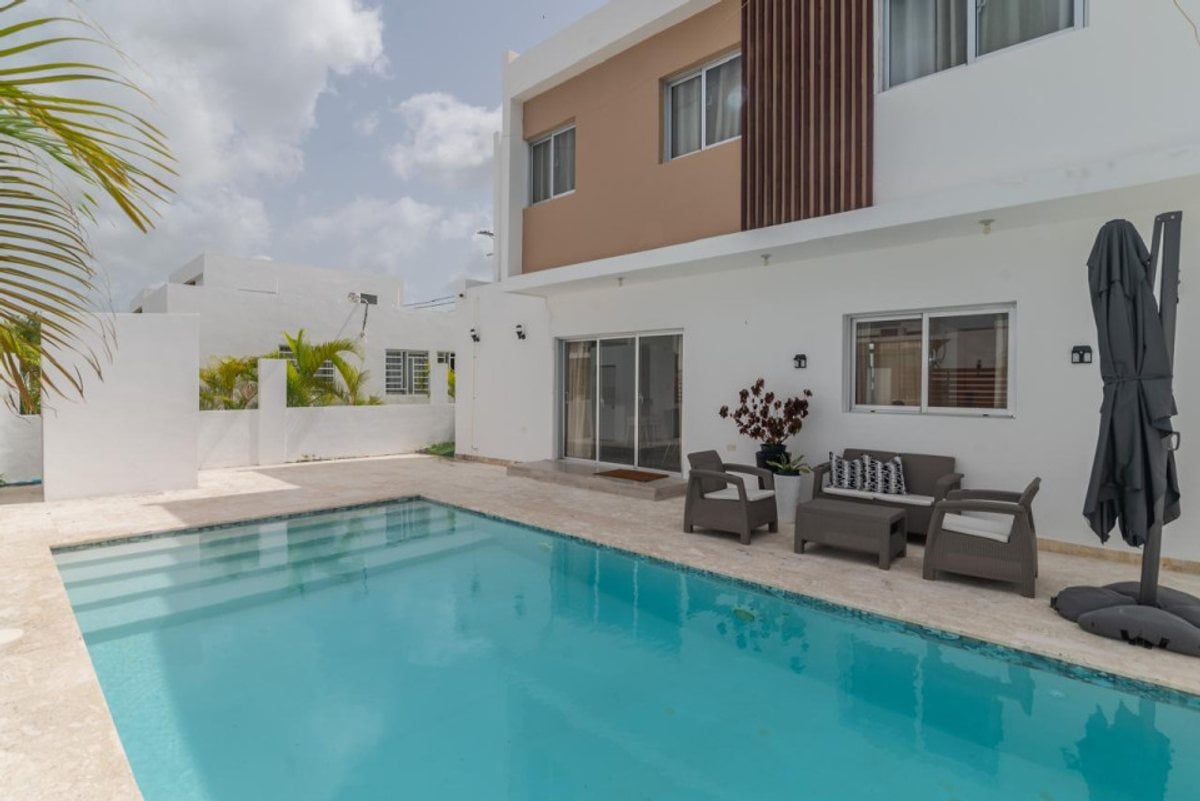 Casa en Bávaro, Higüey con Piscina y Jardín – foto 12