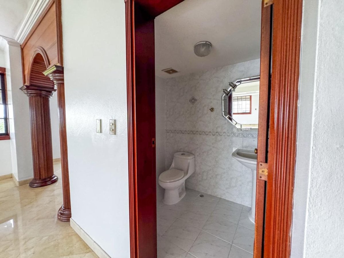 Apartamento en Los Cacicazgos, Santo Domingo – foto 5