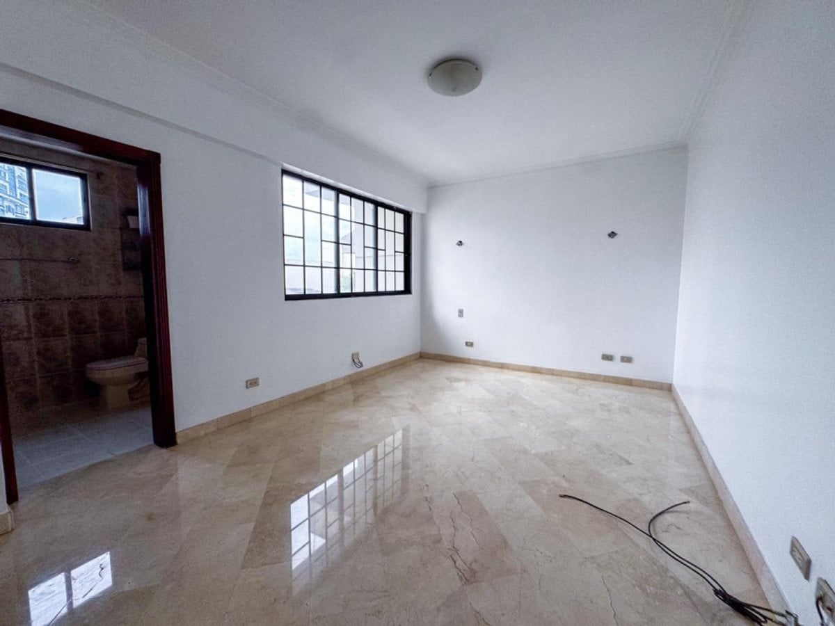 Apartamento en Los Cacicazgos, Santo Domingo – foto 8