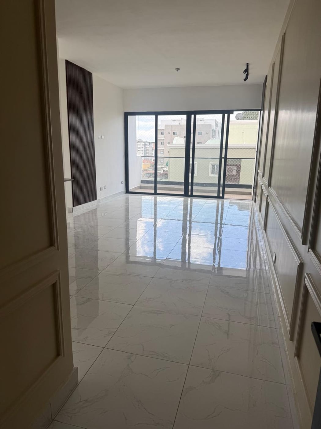 Evaristo Morales | Alquiler Apto 120m² | 2 Habs – foto 2