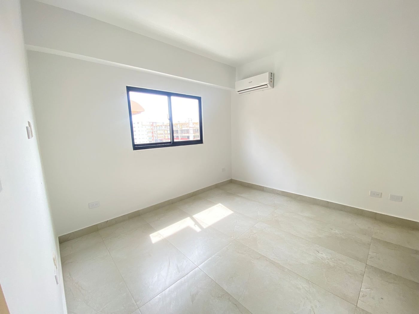 Apartamento NUEVO en alquiler en EVARISTO MORALES – foto 3