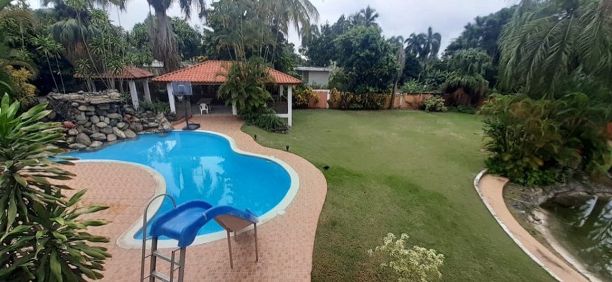 Casa de Lujo en Residencial Alameda, Santo Domingo – foto 1