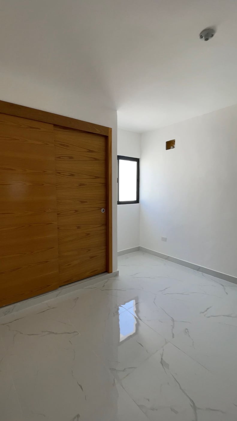 Zona oriental 3 habitaciones con Terraza privada – foto 12