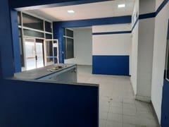Local comercial en alquiler 145 m² avenida 27 de f – foto 1