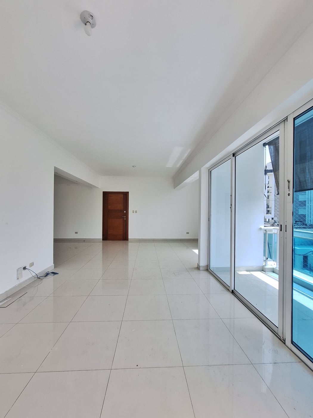 Apartamento amplio con 3 habitaciones en Alquiler. – foto 4