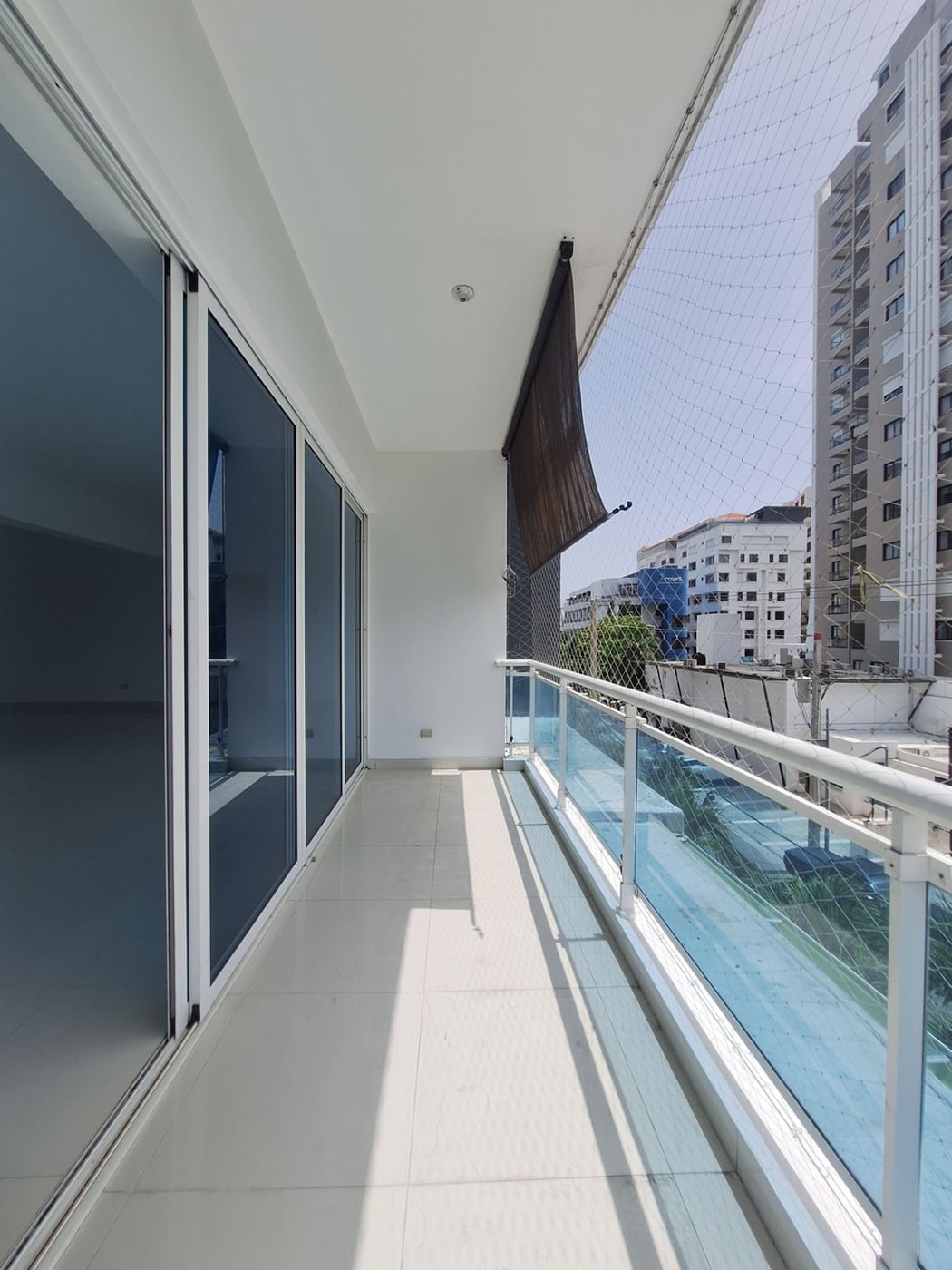 Apartamento amplio con 3 habitaciones en Alquiler. – foto 5
