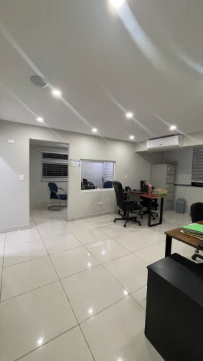 Local de oficina en alquiler – foto 12