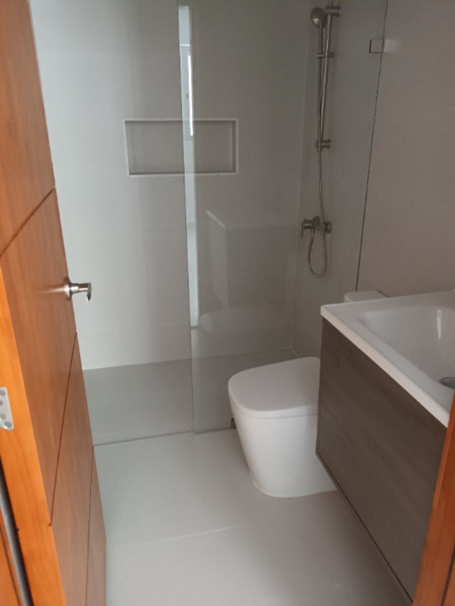 Apartamento a estrenar de 3 habitaciones en torre moderna – foto 5