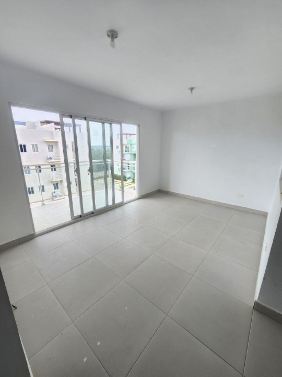 Apartamento en venta en Veron Bavaron de 3 habitaciones – foto 2