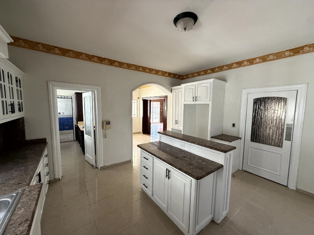 Casa de Lujo en Cuesta Hermosa III, Santo Domingo – foto 6