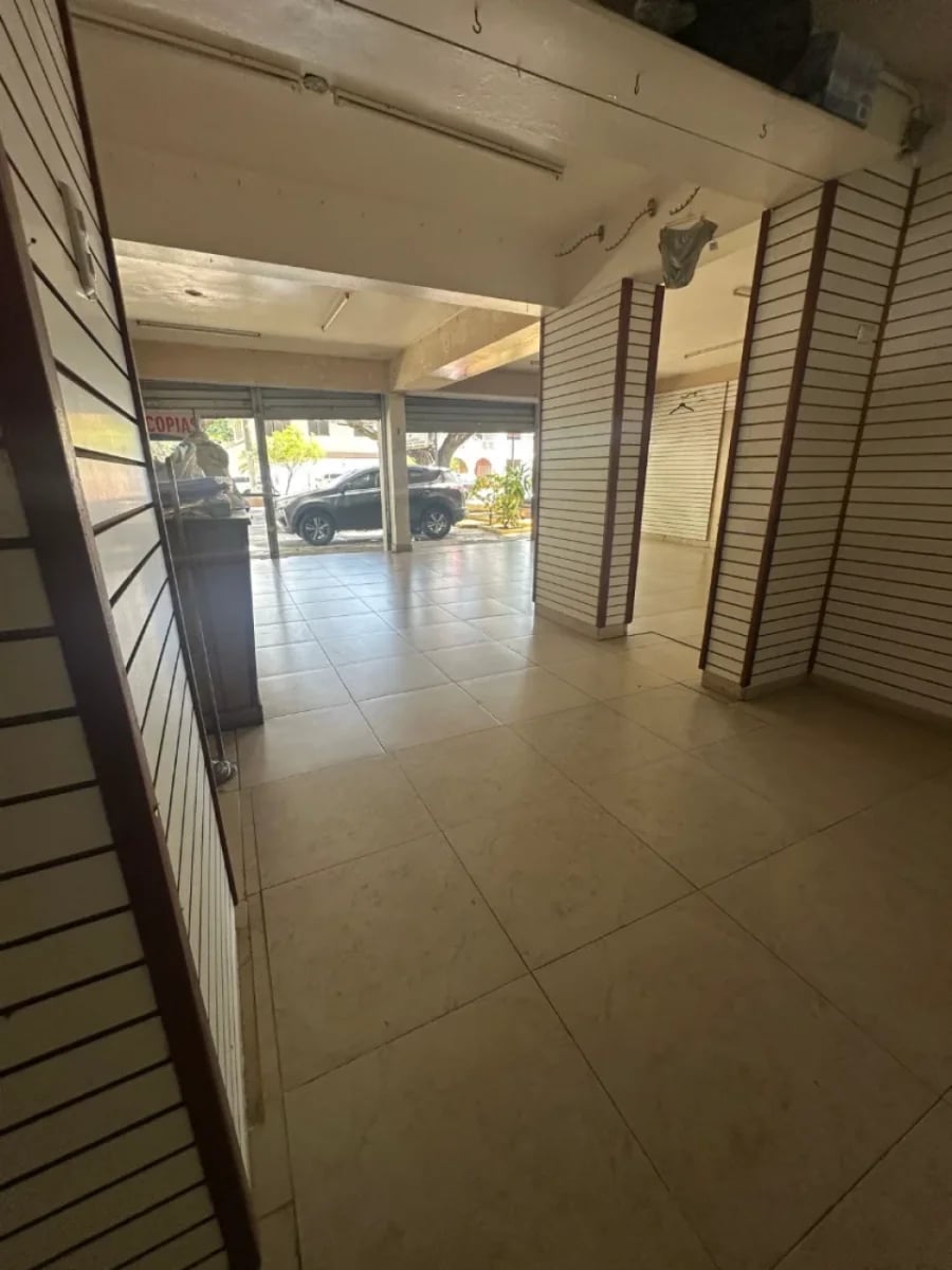 Local comercial en alquiler en Gazcue – foto 8