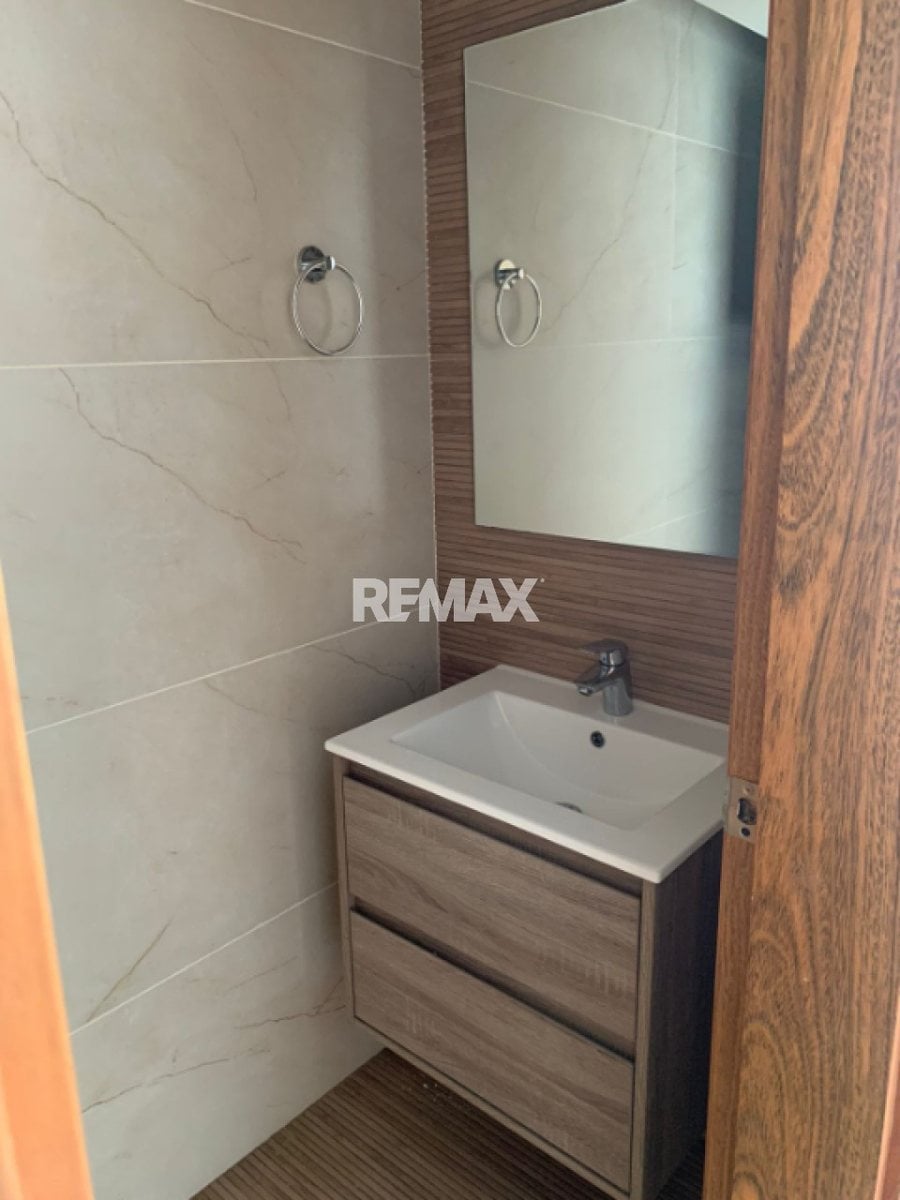 Apartamento en venta en el sector de Piantini – foto 2
