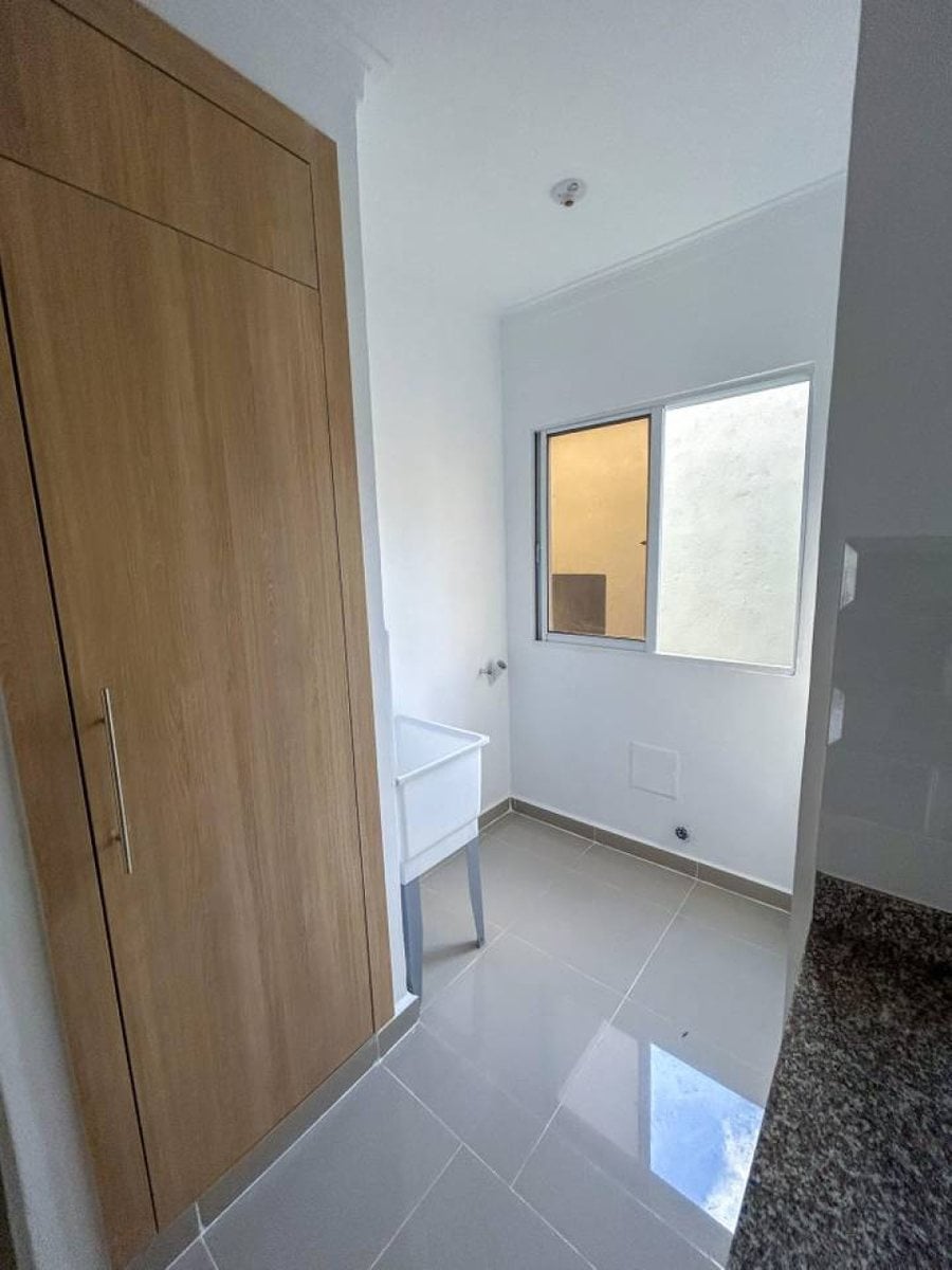 Apartamento detrás de la embajada Americana – foto 3