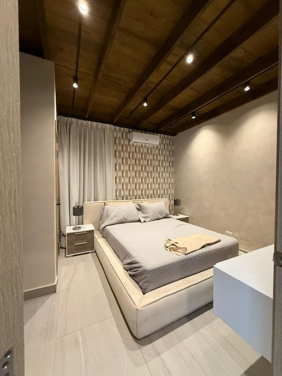 Apartamento amueblado en La Esmeralda – foto 3