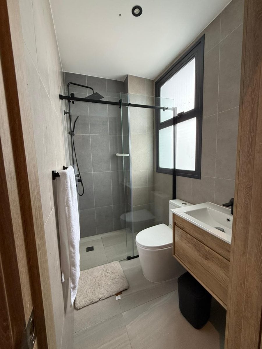 Apartamento amueblado en La Esmeralda – foto 1