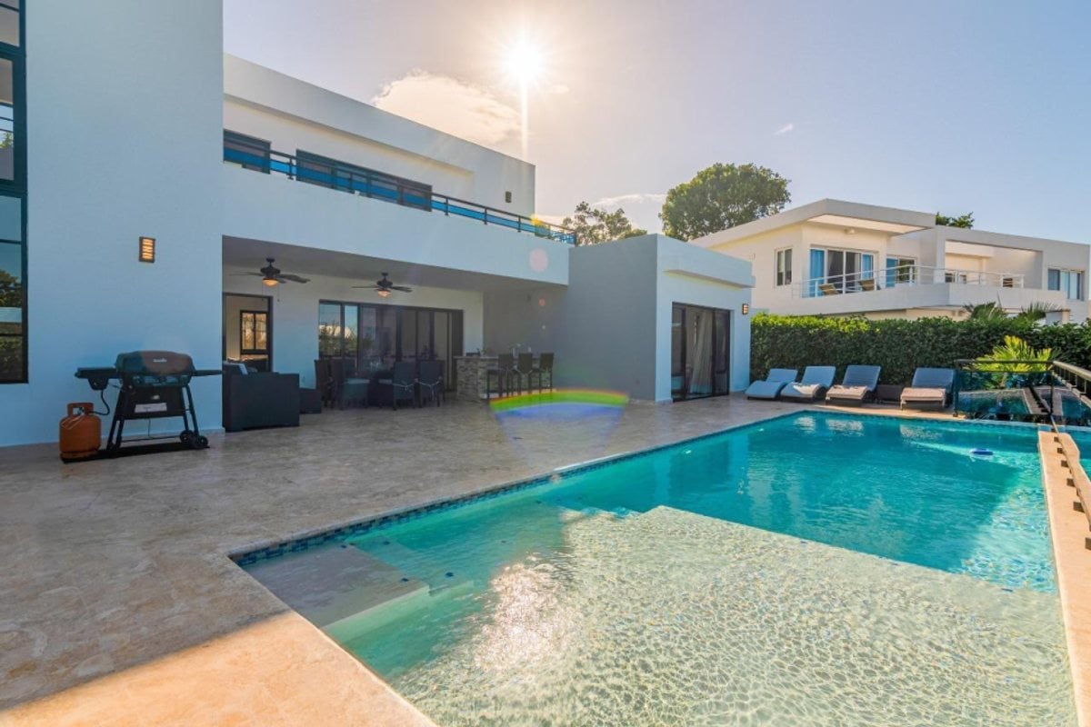 Oasis contemporáneo de 4 habitaciones en Casa Linda – foto 7