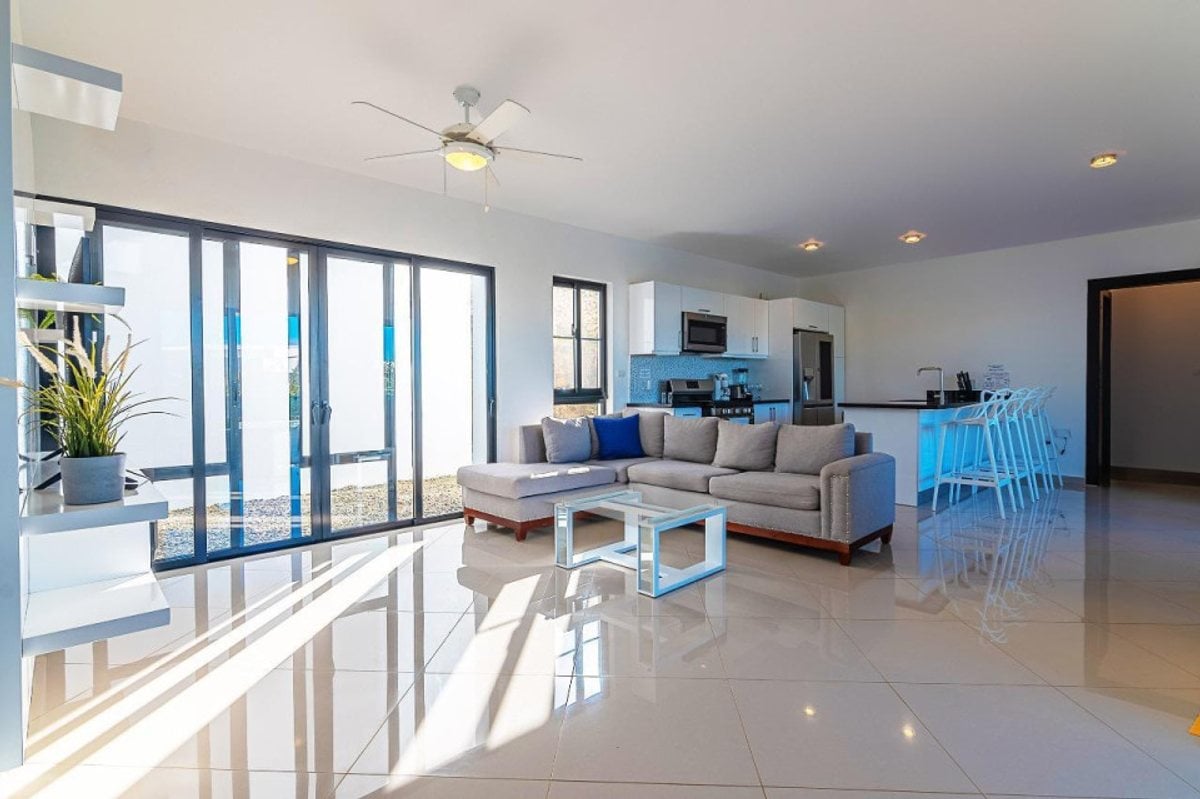 Oasis contemporáneo de 4 habitaciones en Casa Linda – foto 5