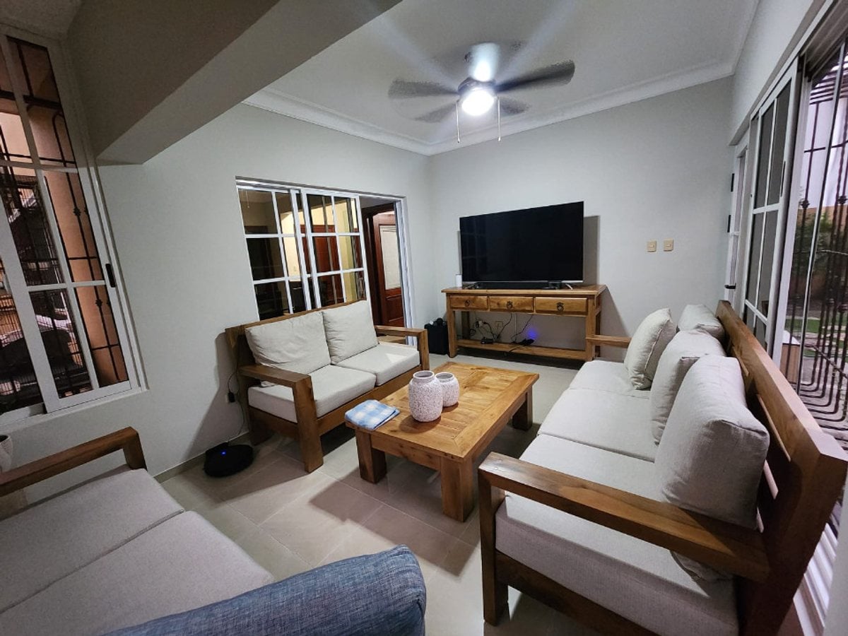 Casa en venta en Colinas del Oeste – foto 6