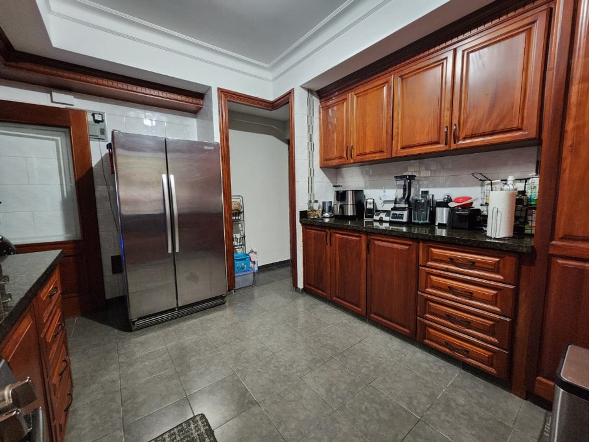 Casa en venta en Colinas del Oeste – foto 8