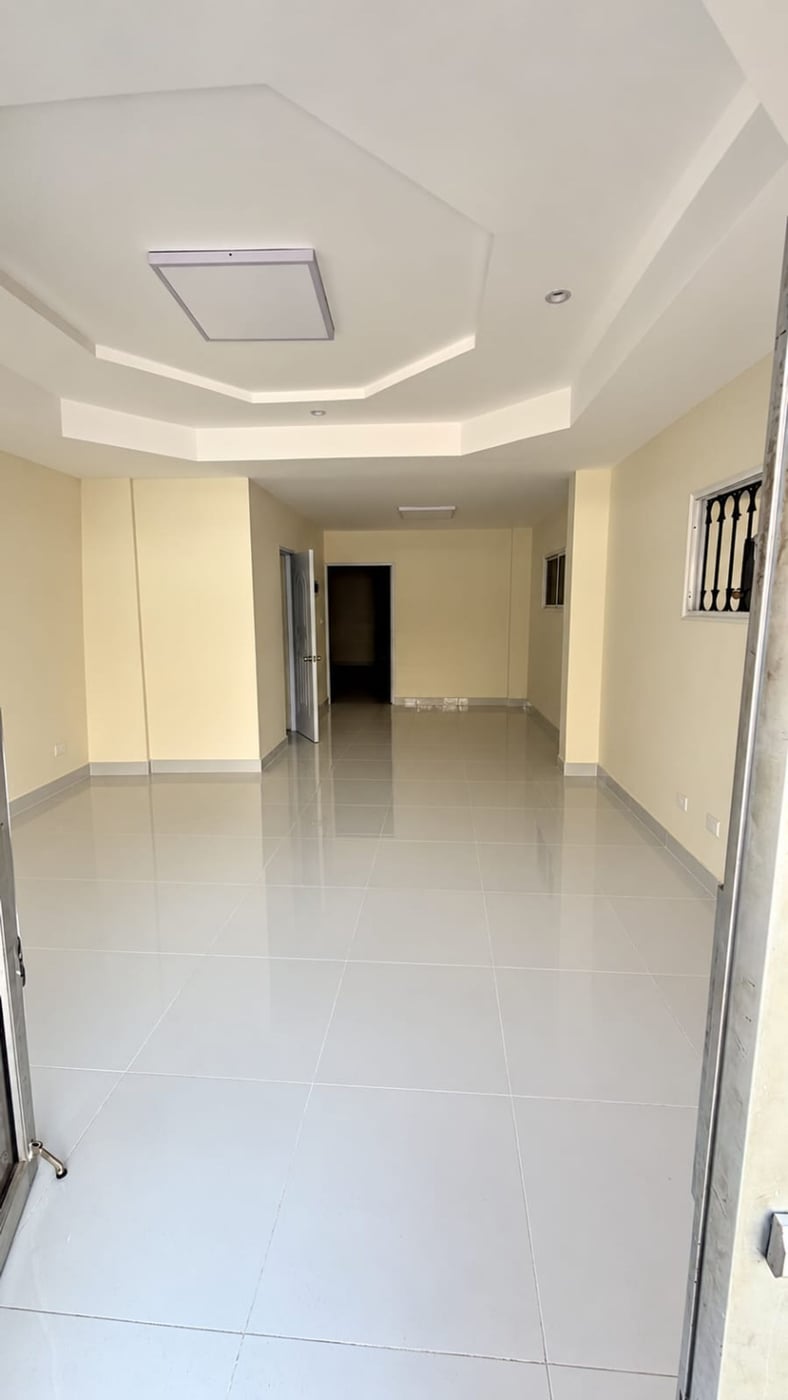 LOCAL DE OFICINA EN ALQUILER 65.20 M² – foto 1