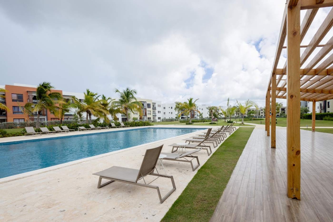 Exelente unidad disponible en Costa Bavaro Garden – foto 4
