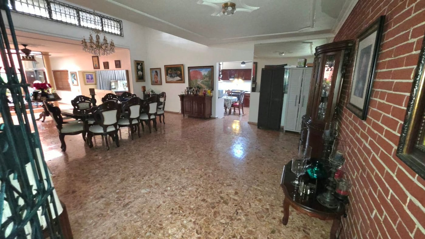 Casa en venta en Alma Rosa I – foto 3