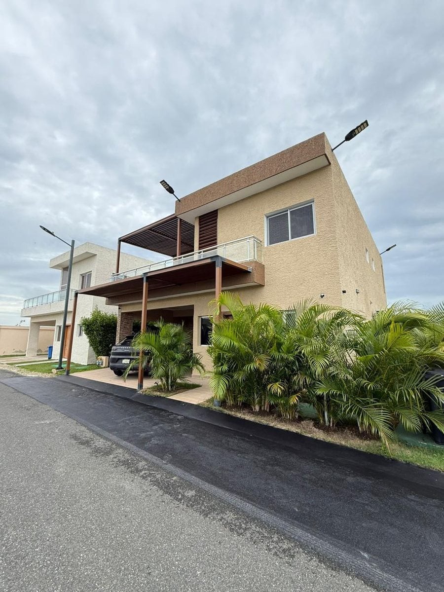 Se vende o se alquilla villa en punta cana – foto 1