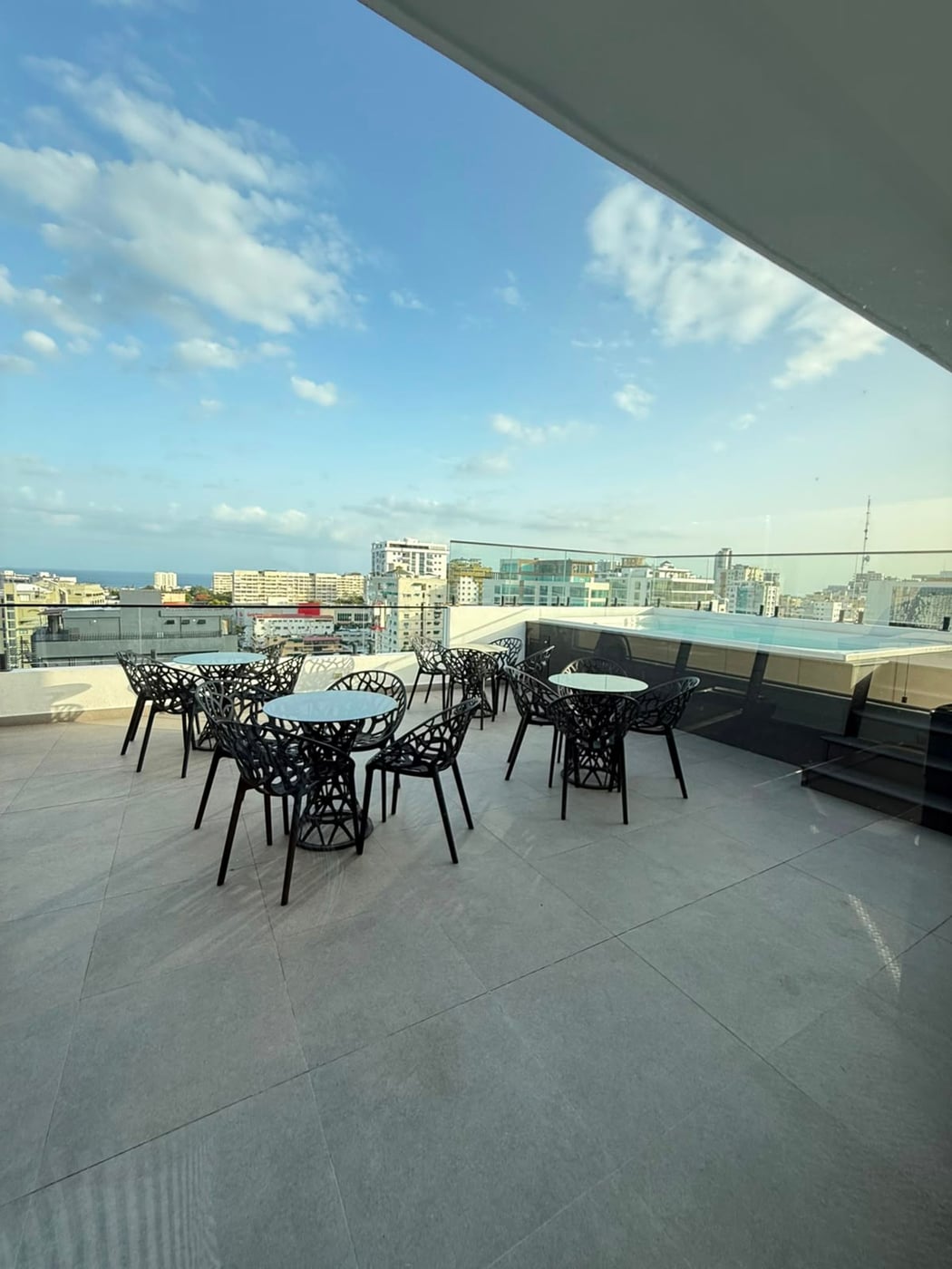Apartamento Nuevo y Amueblado en Bella Vista – foto 2