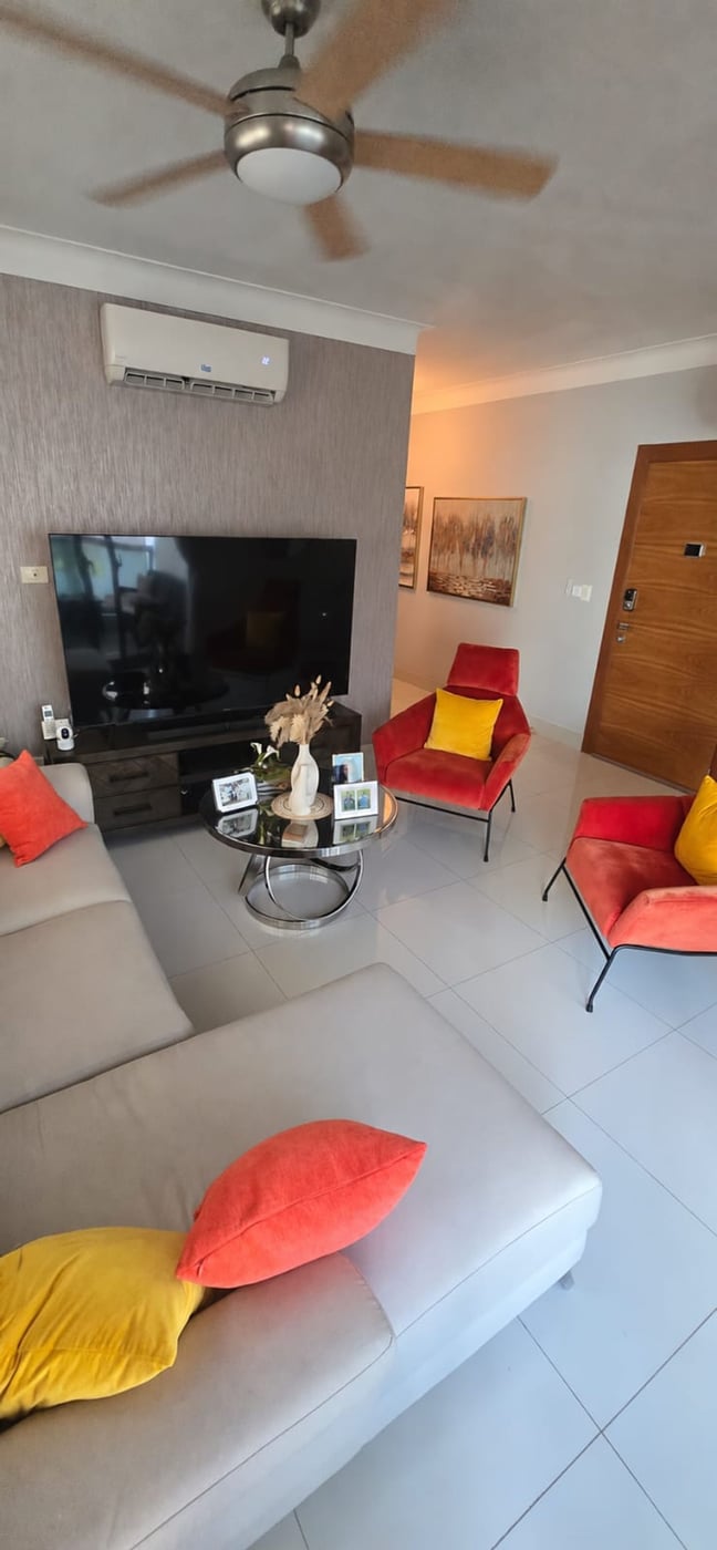 APARTAMENTO EN VENTA EVARISTO MORALES – foto 2