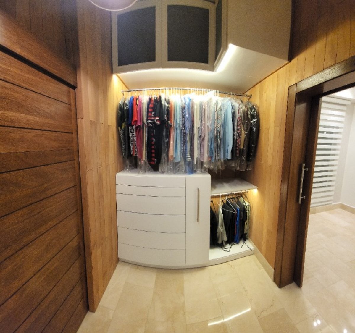 APARTAMENTO EN VENTA 4 DORMITORIOS ALMA ROSA I SAN – foto 2