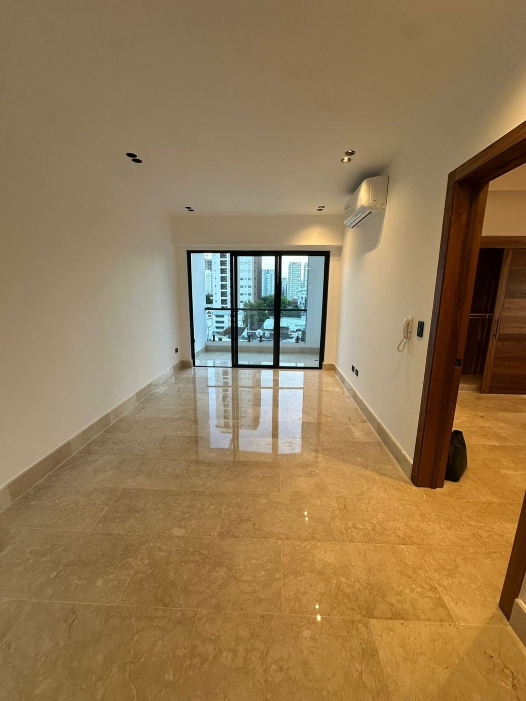 Apartamento en alquiler en Ensanche Serralles – foto 1