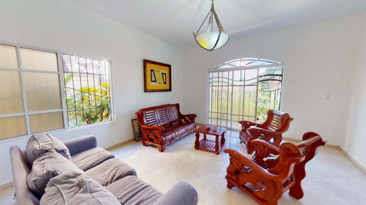 Casa en venta en Arroyo Hondo – foto 1