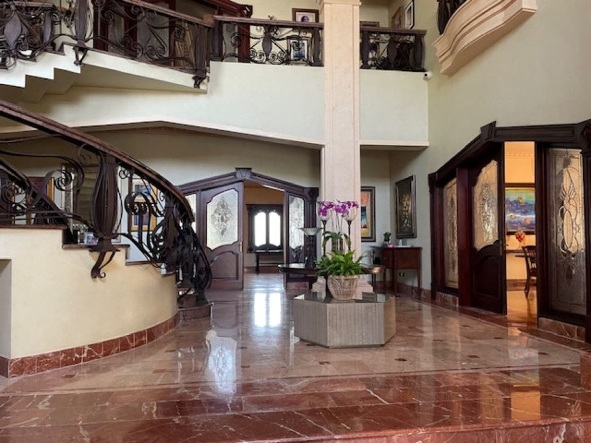 CASA EN VENTA CUESTA HERMOSA II – foto 3
